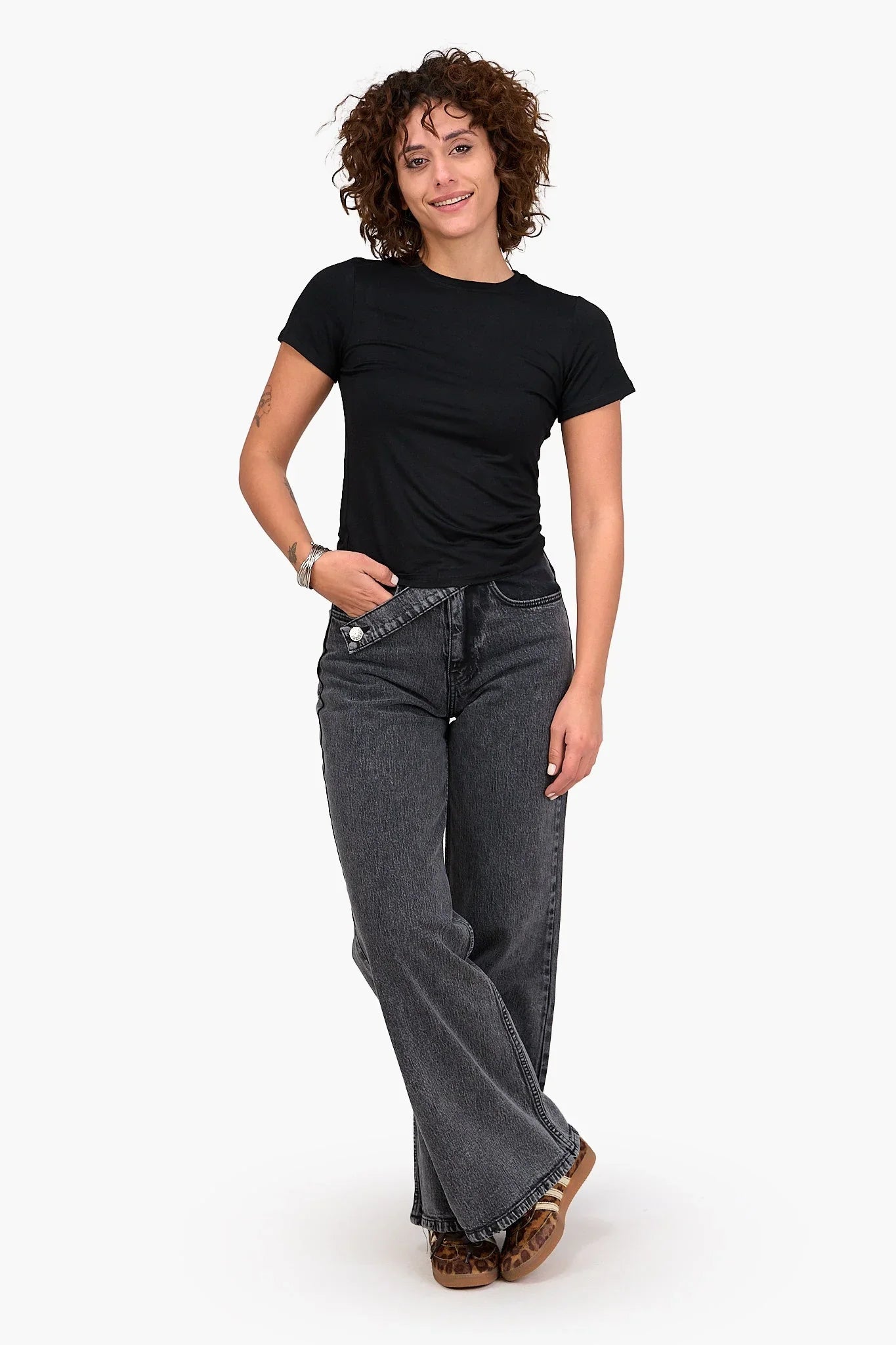 Basic Top with Short Sleeves - Clue - Babazzaro