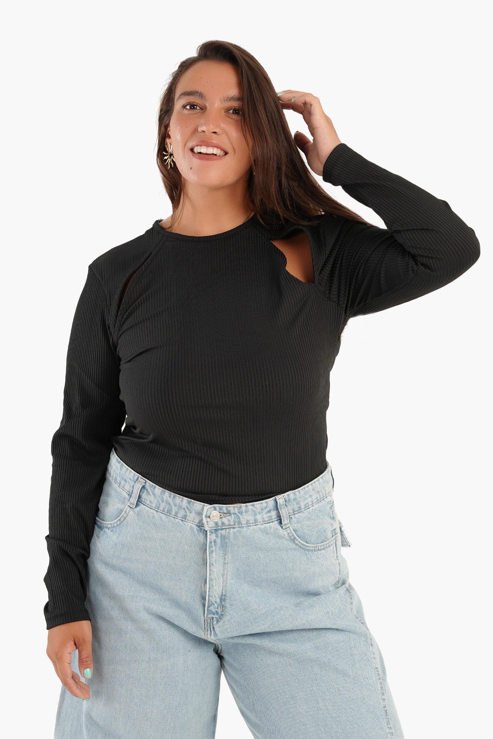 Clue - Ribbed Top with Front Cut-Outs 4