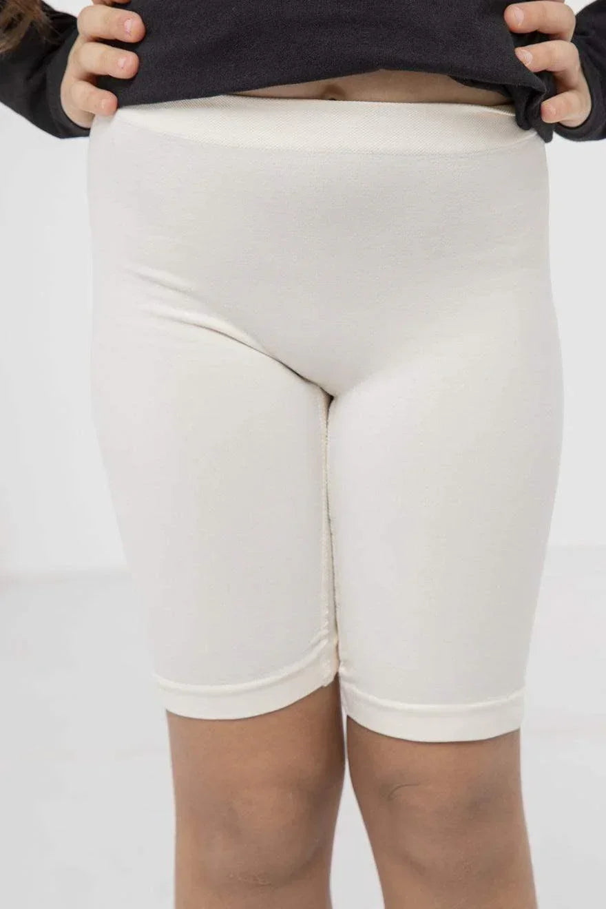 Carina - Girly Shorts 2