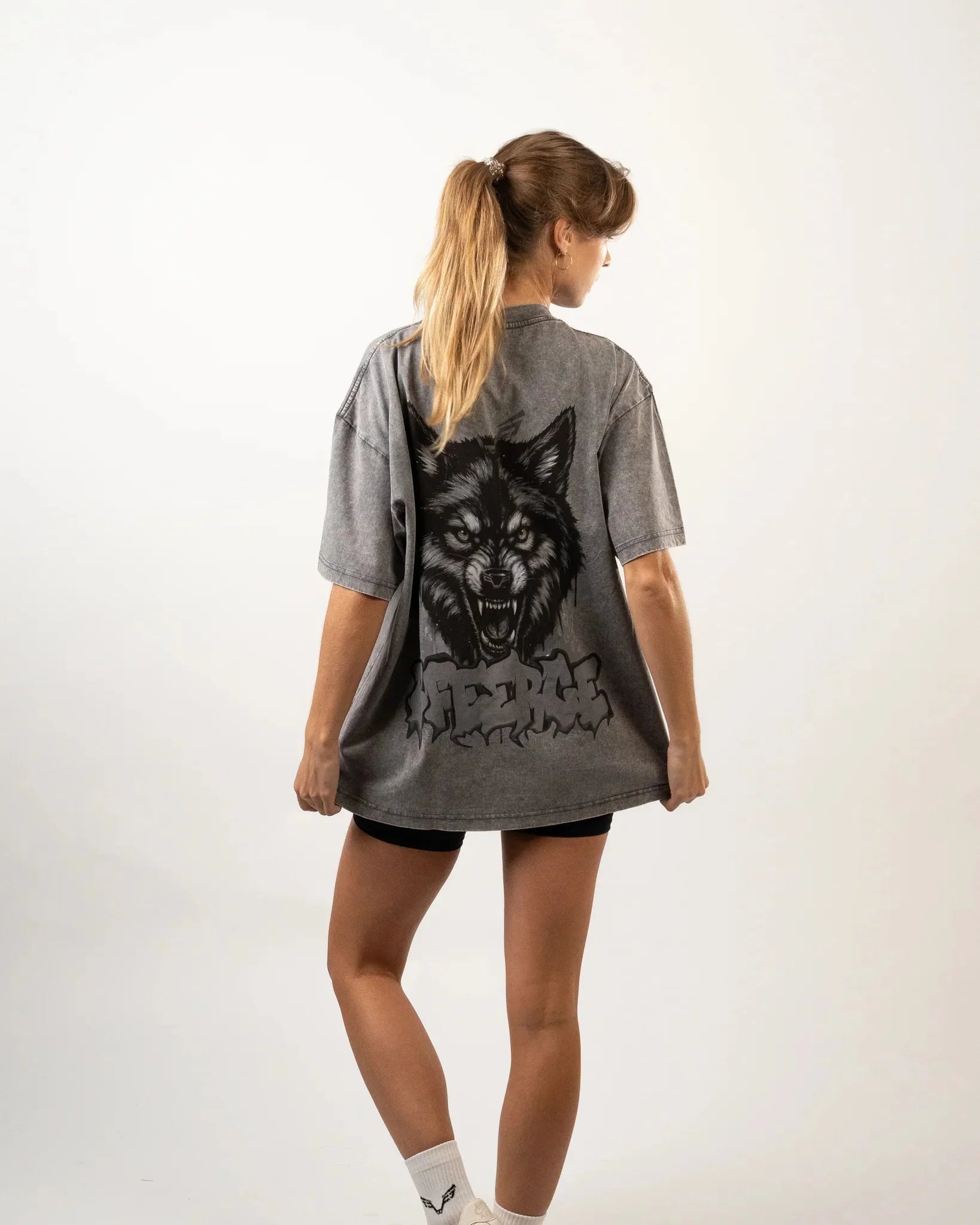 Grey Wolf Design Oversized T-Shirt Women - Bfeerce - Babazzaro