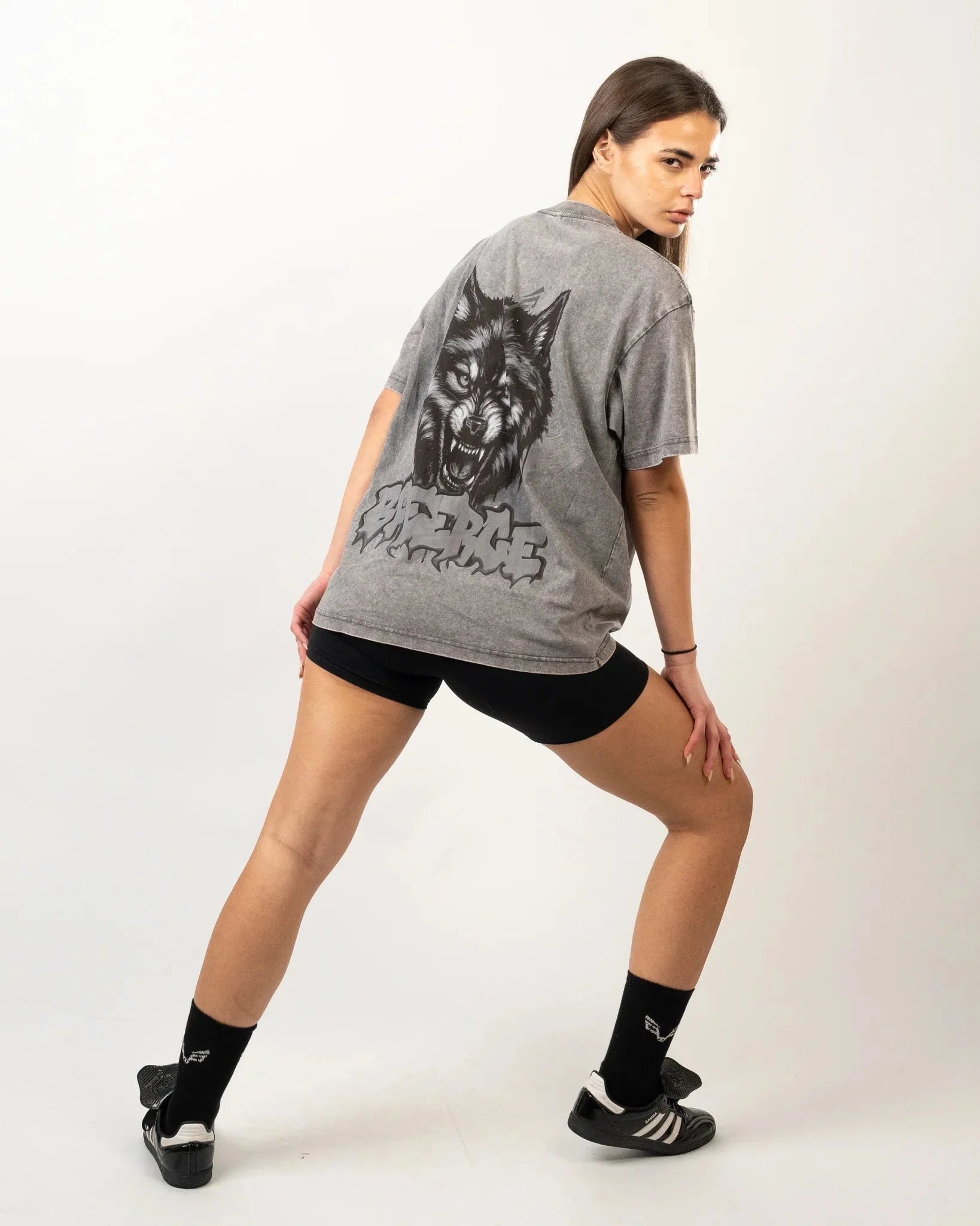 Grey Wolf Design Oversized T-Shirt Women - Bfeerce - Babazzaro