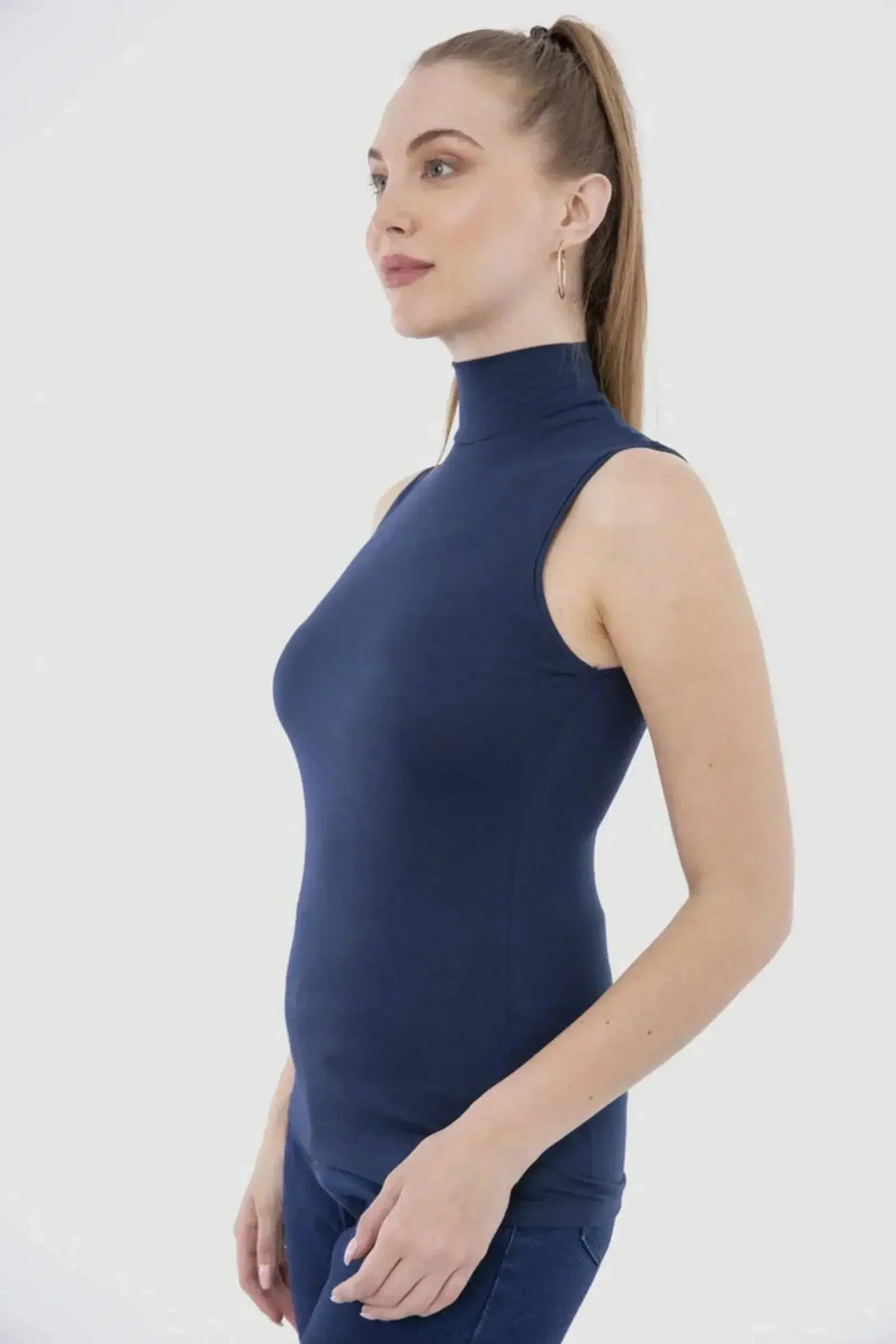 Carina - High Neck Sleeveless Top 3