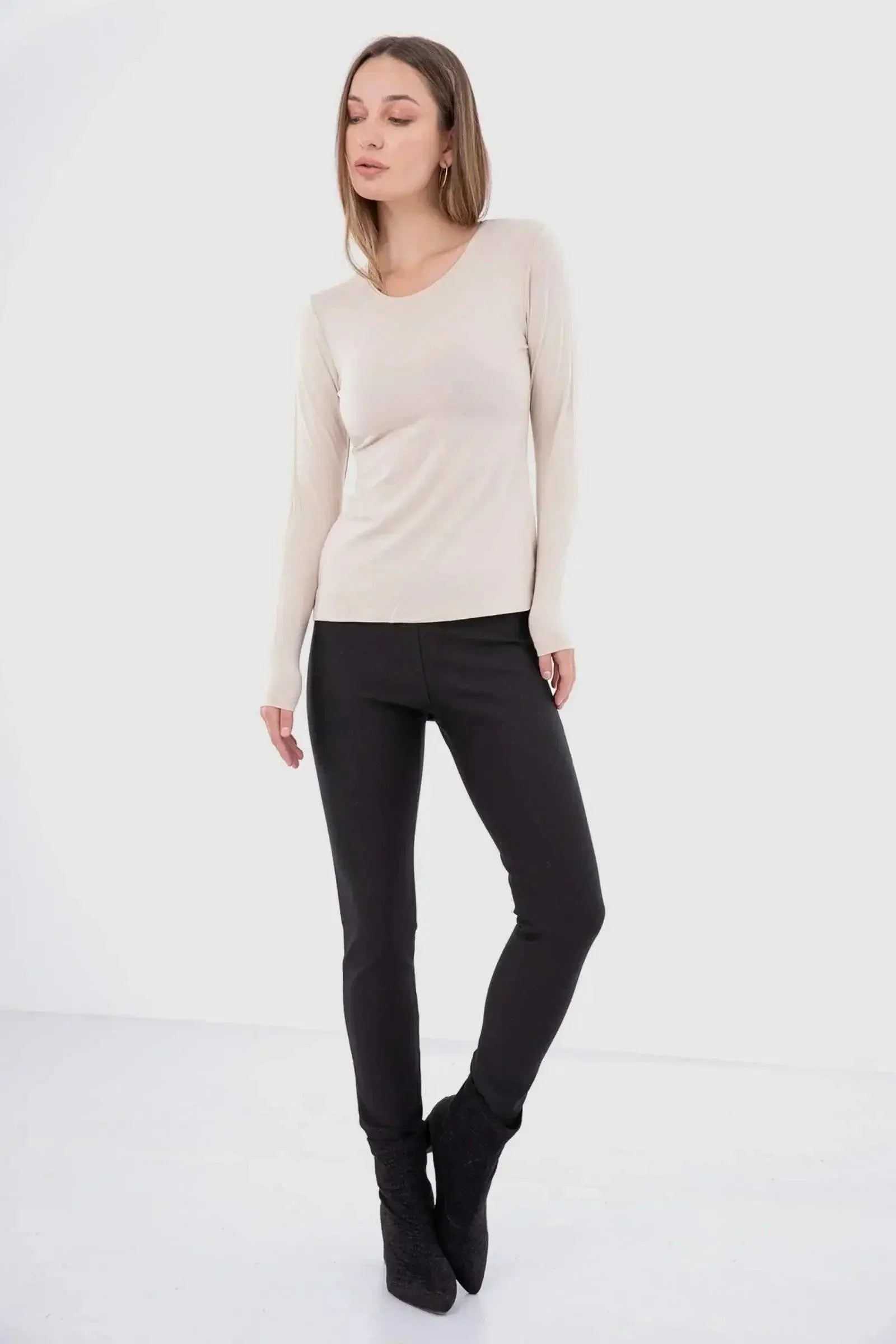Carina - Long Sleeves Viscose Top 13