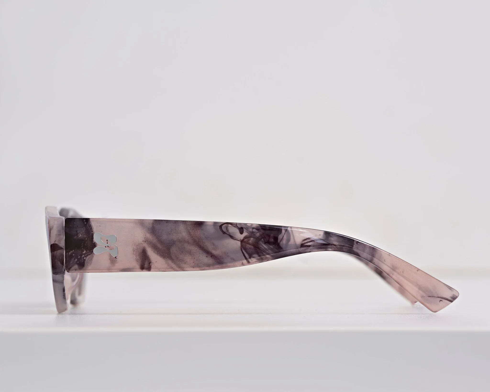 Movement - Comes In Shades - Babazzaro