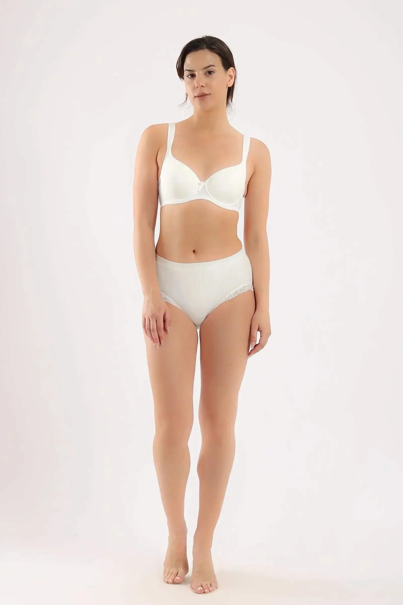 Carina - Supportive Padded Bra 3