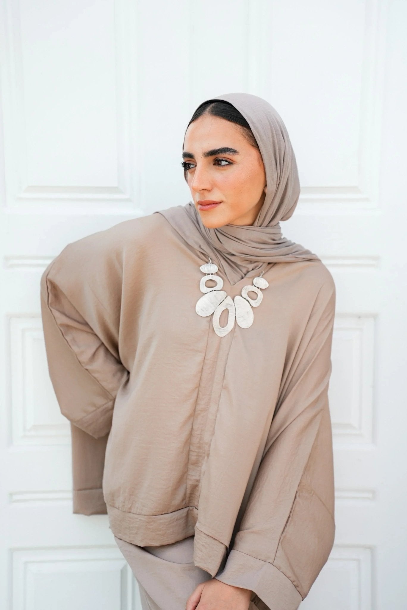 silk beige set - Dress Code - Babazzaro