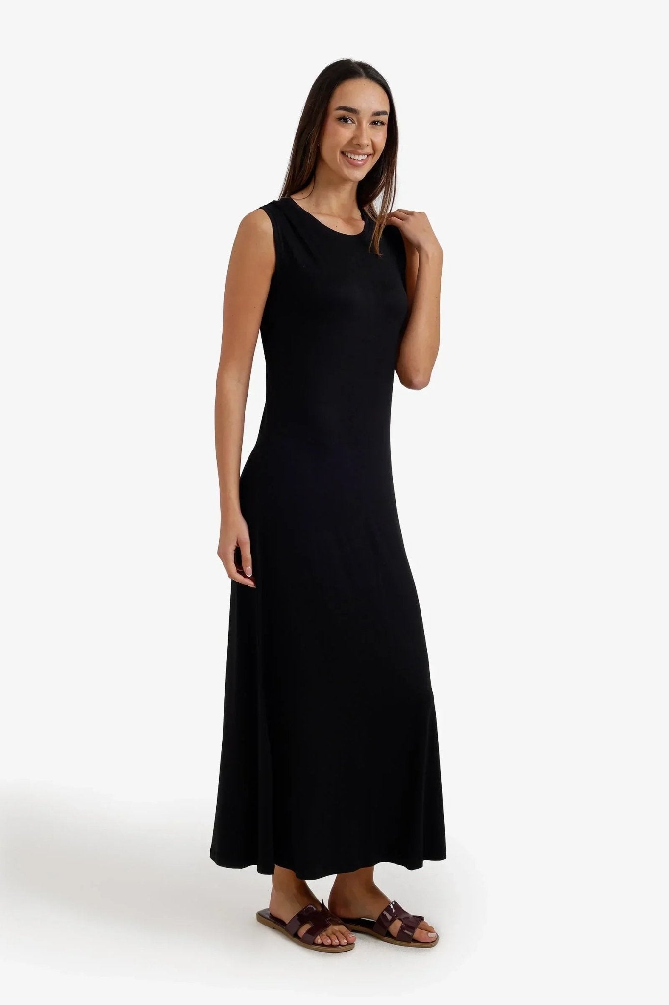 Sleeveless Maxi Dress - Carina - Babazzaro