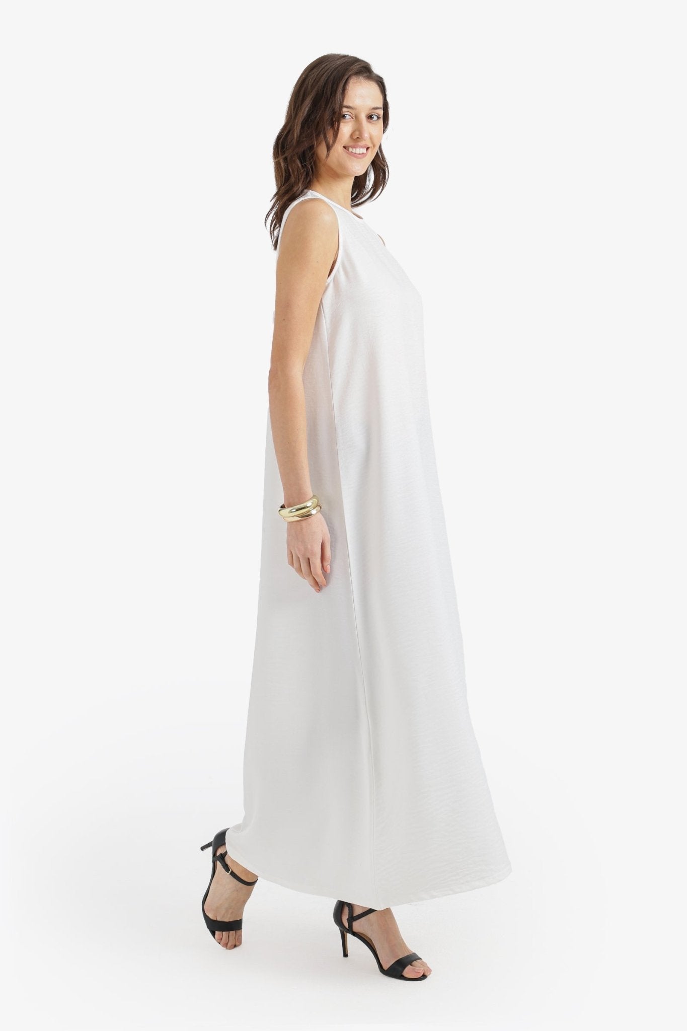 Sleeveless Maxi Dress - Clue - Babazzaro
