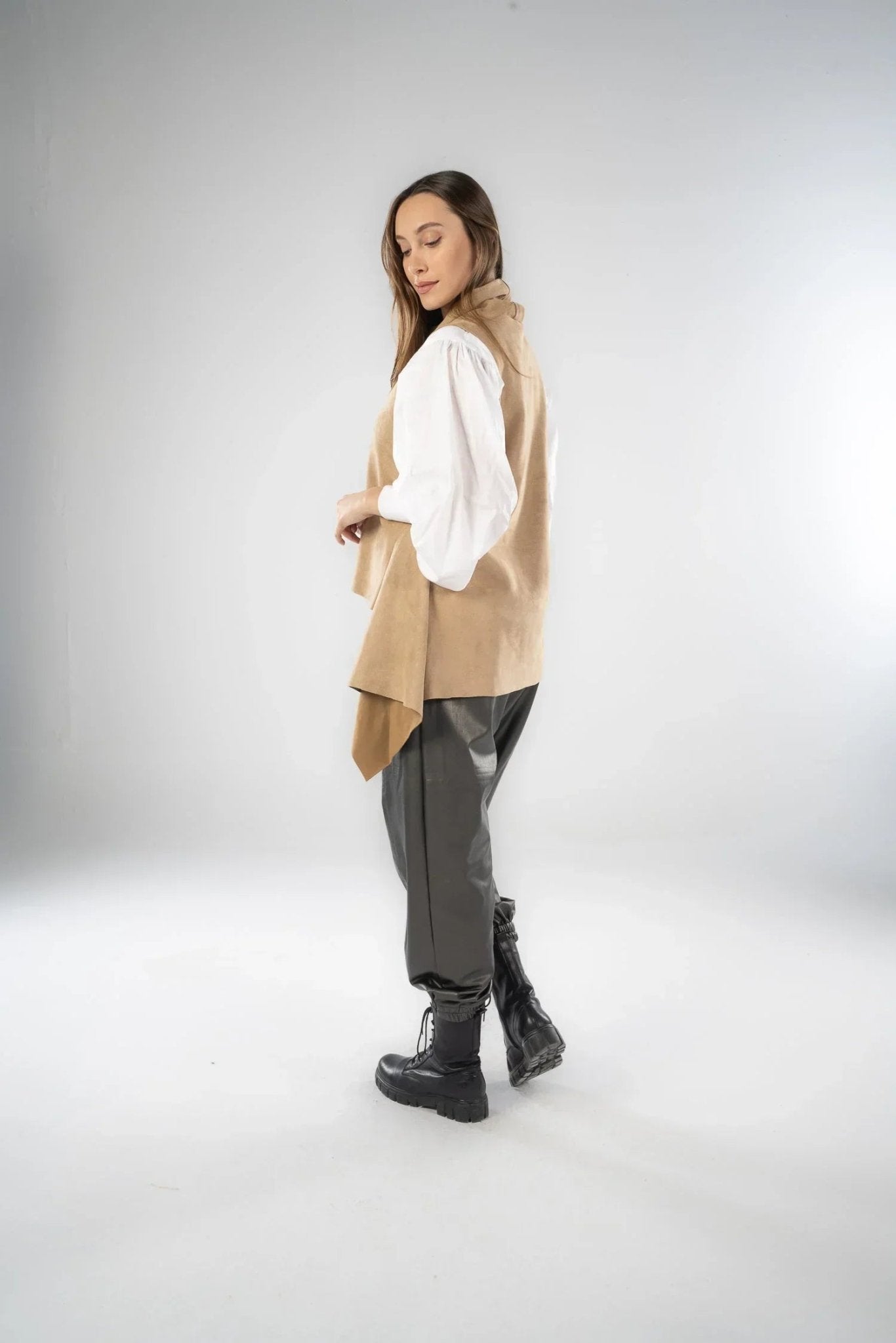 Suede vest - Dress Code - Babazzaro