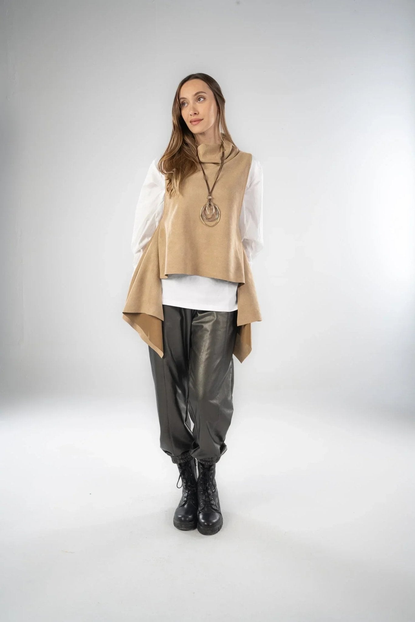 Suede vest - Dress Code - Babazzaro