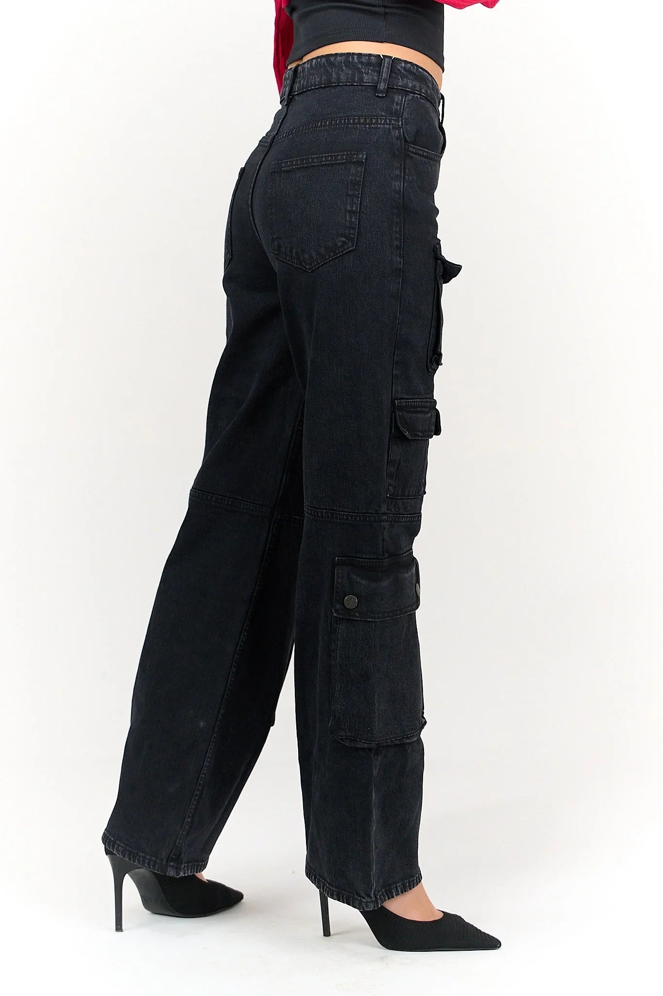 Clue - Jeans with Multiple Pockets 2